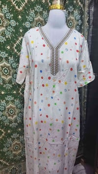 مقاس L • ملابس • توصيل لجميع المحافظات