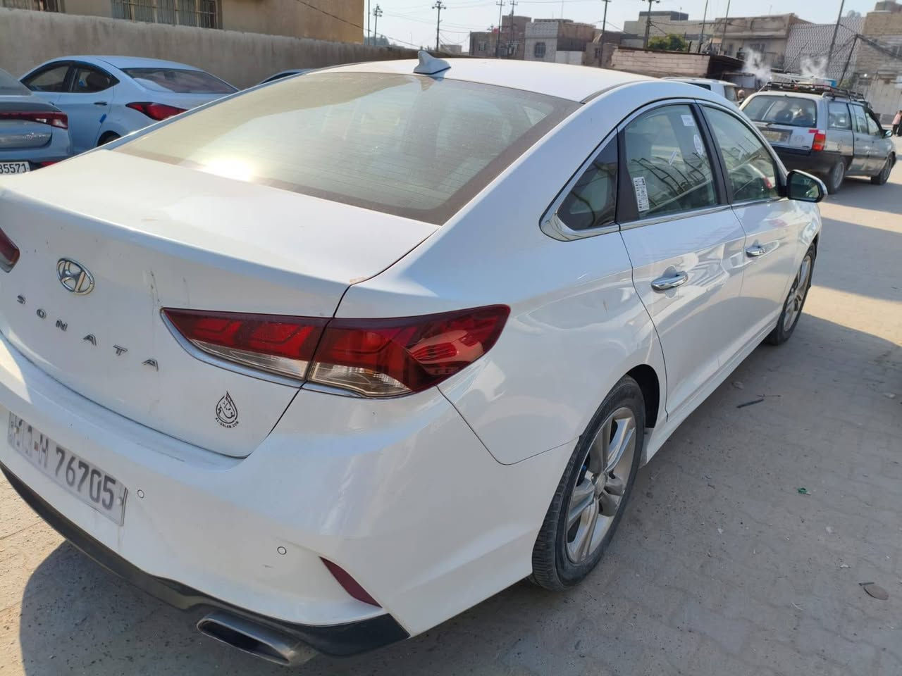 سوناتا امريكي ٢٠١٩ رقم بغداد فول مواصفات ✨ قطعتين تبريد بصمة حساسات كامرة كراسي كهربائية 💯✨ما عدا البانوراما حادثها فقط بنيد مبدل وبارد بالجنطة ماشية ١٠٠ الف ميل مكينة جي دي اي ٢٤٠٠ سيارة جديدة 🎉سعر 137 وبيه مجال بسيط حك الجيه ما متواجد عل فيس هاذا الرقم *********** العنوان النجف
