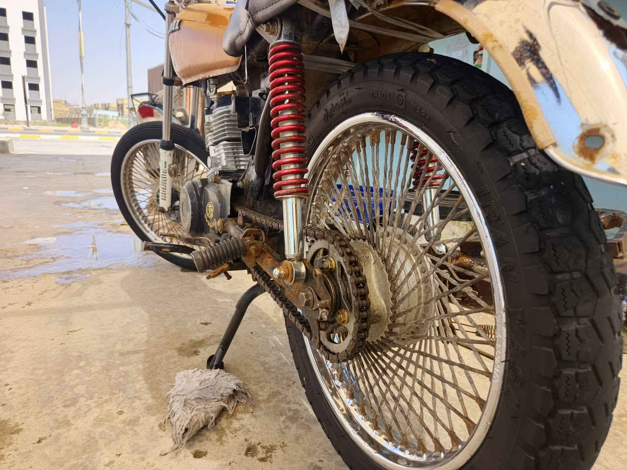 دراجه نامه كلك كلك للبيع آو المراوس 
الدراجه خير من الله تجي وتفحص 
275 وبيها مجال للطيبين والشراي 
الدراجه للبيع آو المراوس 
للتواصل واتساب 
***********
