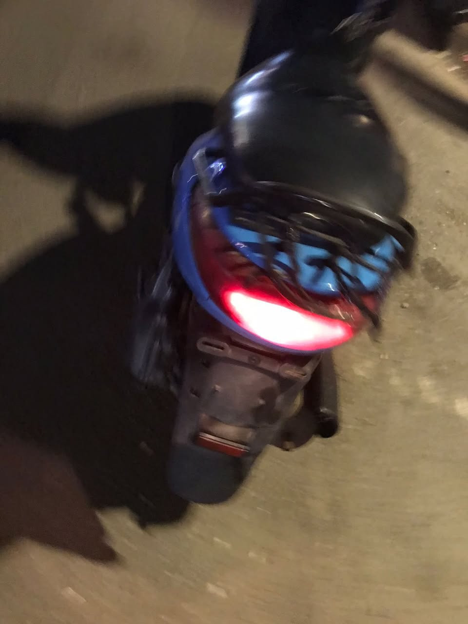 سلام عليكم
دراجة بريز لايت فور
نقص دراجة صوت بلكلچ الأمامي
مكينة ناعمه ‏لا مفتوحة ولا مجفته
بيع ومراوس السعر ٣٧٥
ليحب يدخل خاص أو يتصل على رقم  ***********
