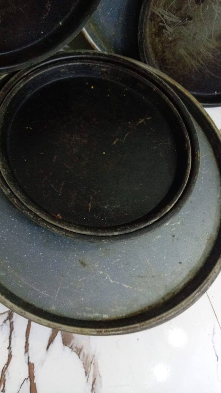 للبيع الصغار 4صواني 10الوسط3صواني 10والكبير2صواني 10والوحش 6الف للأستفسار الرقم ***********
