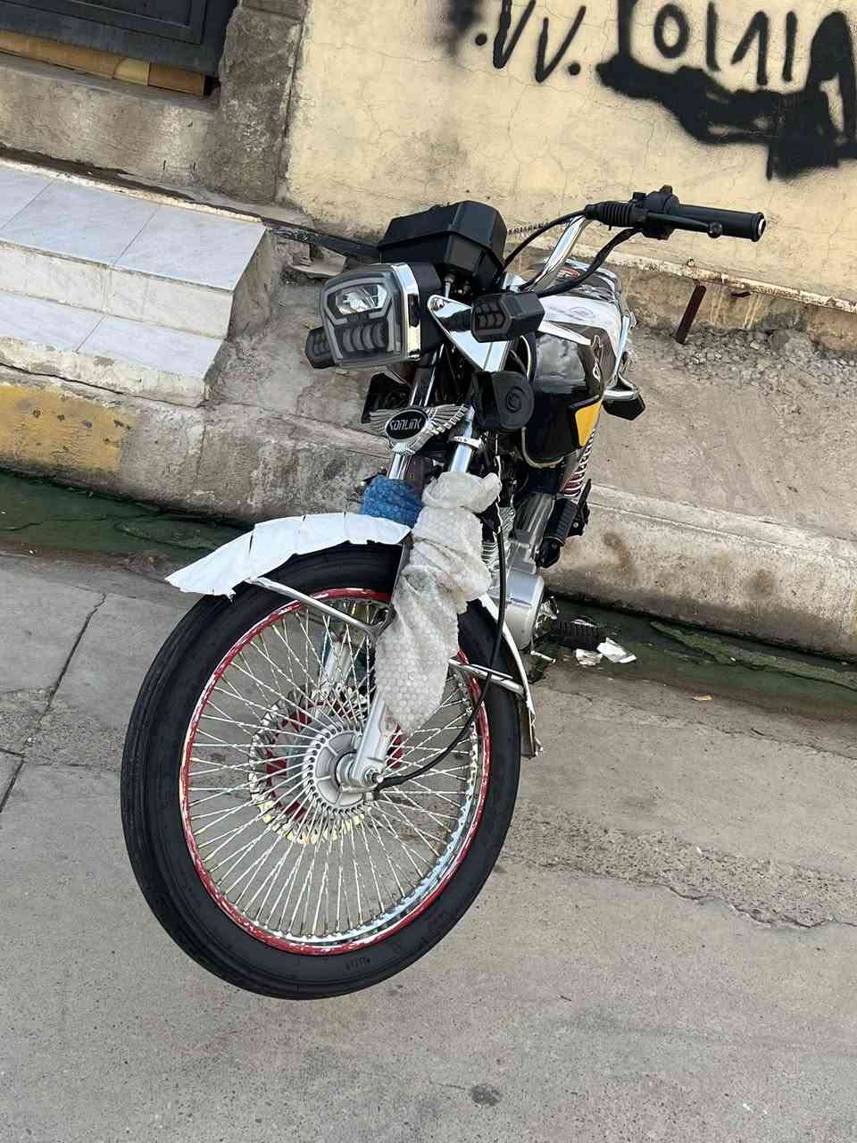 دراجه بعده صفر ماشي 3000ما بي اي عيب من داير تاير شرط سعره 700مكاني كركوك حي عسكري موجود خاص


**إذا كنت صاحب هذا الإعلان وتريد حذفه لأي سبب، رجاءا أرسل رسالة إلى الدعم الفني**