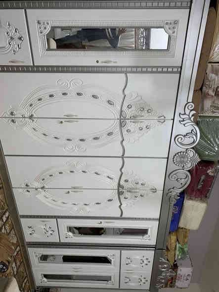 غرفة نوم نضيفه تفصال عراقي تصميم تركي طابقين عنوان ناصرية ال زيرج ***********
