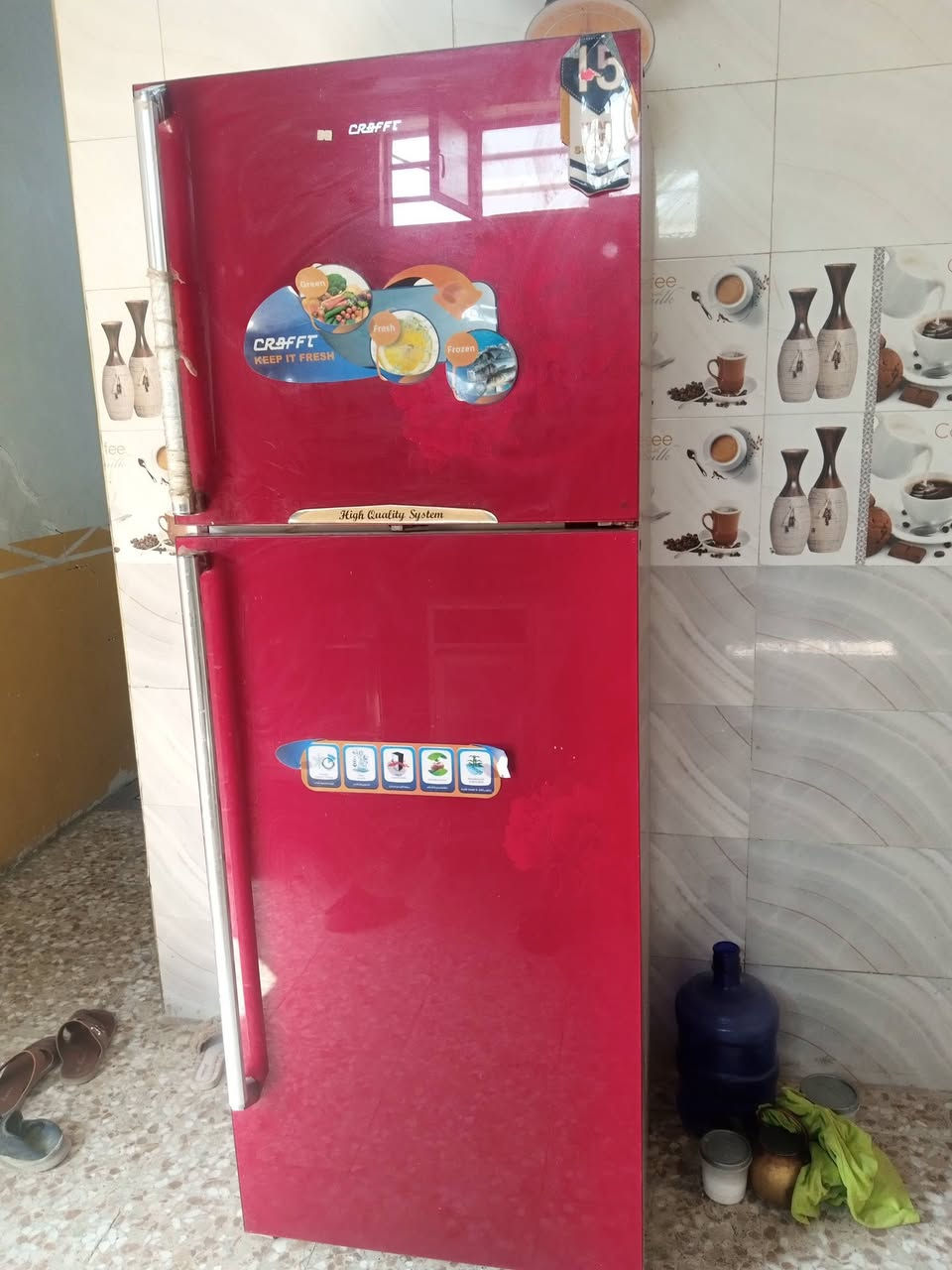 ثلاجه حجم جبير ثلاجه اخت جديده تجميد فول سعر 250 رقمي ***********
