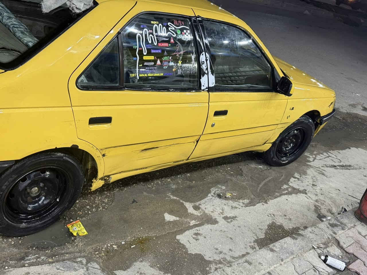 السلام عليكم
بيجو 405 رقم بابل 
سياره شغاله وكلشي مابيها والكشر شوف العين 
مداور ثاني يوم 
مكانه كربلاء 
السعر 25 وبيها مجال 
الاستفسار ***********
