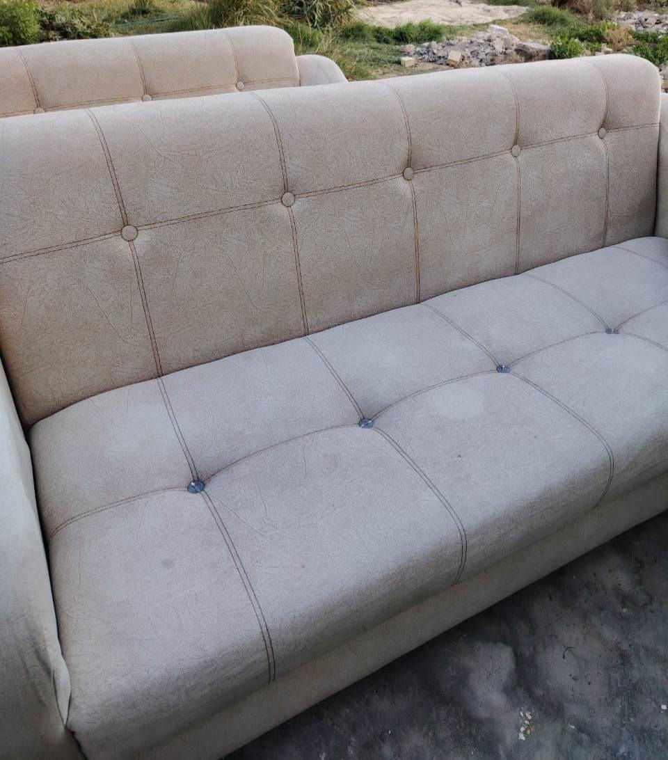 تخم كامل العنوان الشهداء نظيف وجديد السعر 350 وبي مجال


**إذا كنت صاحب هذا الإعلان وتريد حذفه لأي سبب، رجاءا أرسل رسالة إلى الدعم الفني**