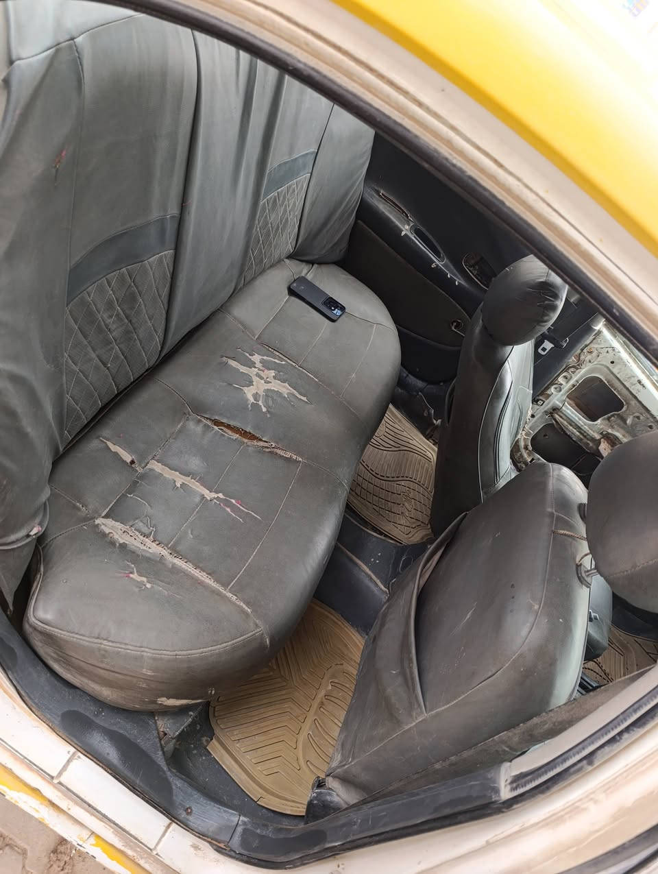 السلام عليكم
دايو النكز للبيع مديل 2000 تكسي رقم نجف سنويه نافذة محوره كير محرك كامري 2200 أبو جف تحويره درجه اولى عليه هيئه 700 غرامات ما عليه مالك موجود شوكت مايعيجبك يحول  السعر ب 15
تفصيل اتصل ***********
