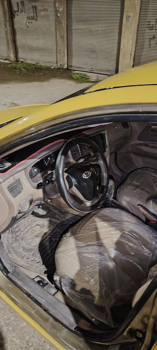 السلام عليكم 
كيا ريو كوري 2009 للبيع رقم نينوى شرط التحويل منظومت غاز يعني غاز وبنزين السعر اتصال الرقم 
***********
