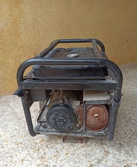 مولده استرا 5 كيفي 20 امبير شغال سعرها 275 مكاني بغداد بالعبيدي 077381...