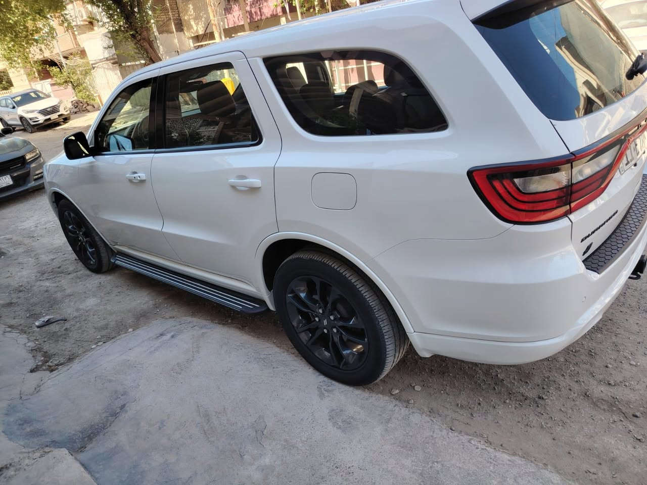 دوج دورنكو GT 2022 ماشيه 37 الف بدون ايرباك صور الحادث مرفقه بالمنشور بيها صبغ بنيد ودعاميه فقط 
السعر/295$ وبيها مجال 
***********
