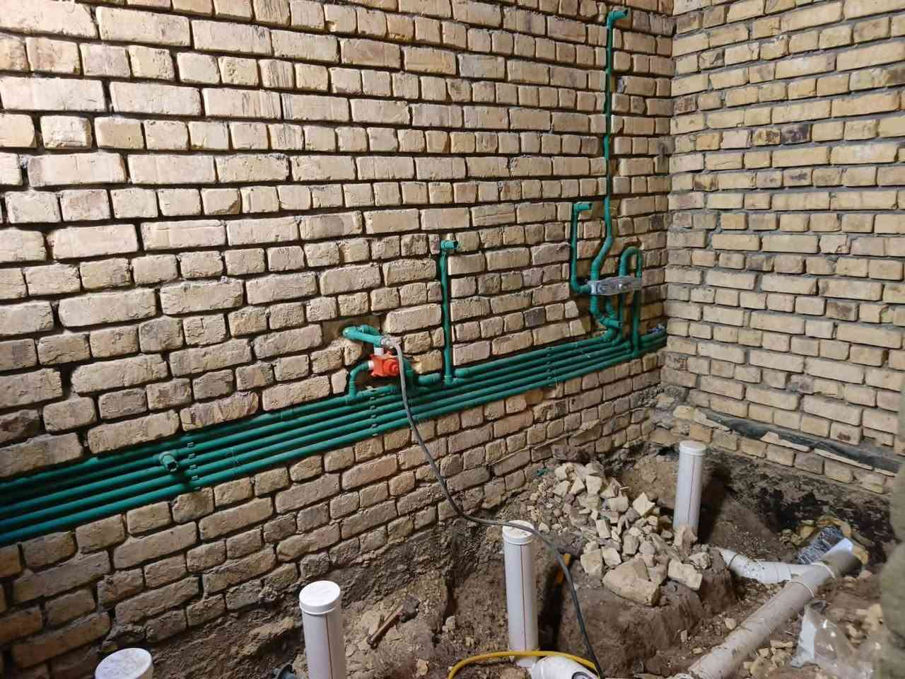 السلام عليكم سباك صحيات عام تاسيس ماي ومجاري
كادر متكامل عمل حسب المواصفات الهندسيه 
تاسيس بيوت بجميع الانضمه الكلاسك والحديثه
ربط منضومات 
تاسيس محطات 
تاسيس شلالات 
  هاتف +واتساب‪
***********
***********
