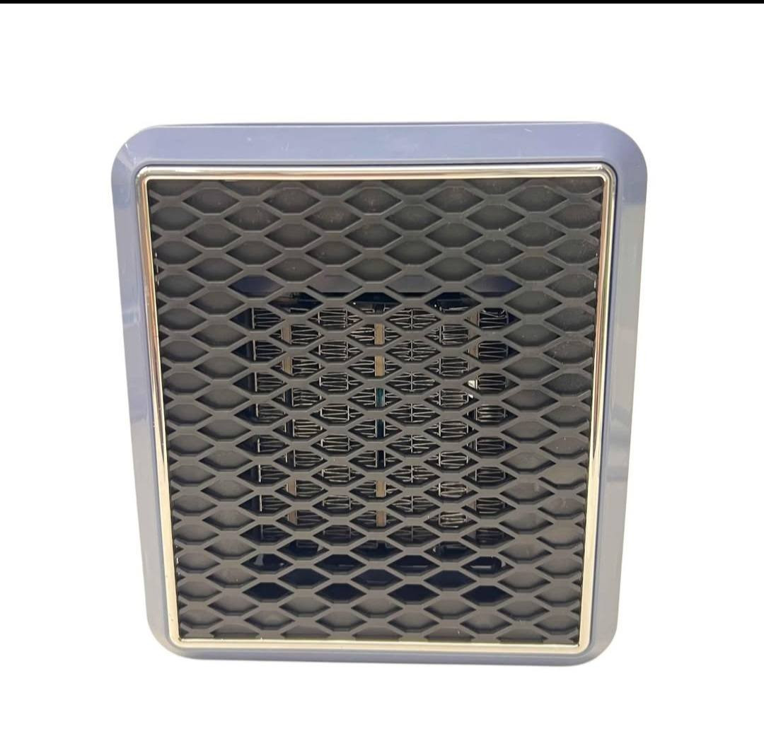 دفاية كهربائية سيراميك Handy Heater Pure Warmth بقدرة 1500 واط مع فلتر True Shield

دفاية كهربائية مدمجة تعمل بتقنية السيراميك لتوفير حرارة مريحة وسريعة في مختلف المساحات داخل المنزل أو المكتب.

 • تقنية تسخين سيراميكية متقدمة توفّر حرارة قوية ومباشرة
 
• قدرة تشغيل عالية 1500 واط لتدفئة فعّالة
 
• فلتر True Shield يساعد على تنظيف الهواء أثناء التسخين

• تحكم بثلاث سرعات تشغيل: منخفض – متوسط – عالي
 
• اضاءة متعددة

• تشغيل هادئ مناسب للاستخدام اليومي
 
• تصميم بسطح خارجي Cool-Touch لراحة وأمان أعلى
 
• حماية إيقاف تلقائي عند الانقلاب (Tip-Over Auto Off)

 • النوع: دفاية كهربائية سيراميك
 • القدرة: 1500 واط
 • مستويات التشغيل: 3 سرعات (Low / Medium / High)
 • نظام الأمان: إيقاف تلقائي عند الانقلاب
 • الهيكل الخارجي: بارد الملمس (Cool-Touch Case)
 • التحكم: أزرار بإضاءة LED
 • سلك الكهرباء: مدمج داخل الجهاز
السعر🔥 25🔥الف وتوصيل مجاني 🚕🚕


**إذا كنت صاحب هذا الإعلان وتريد حذفه لأي سبب، رجاءا أرسل رسالة إلى الدعم الفني**