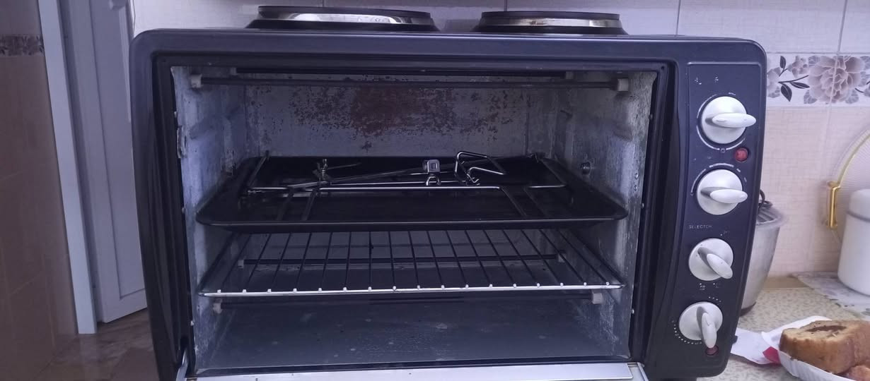 فرن نضيف وشغال مع هيترات طباخ شغالة للبيع للاستفسار خاص


**إذا كنت صاحب هذا الإعلان وتريد حذفه لأي سبب، رجاءا أرسل رسالة إلى الدعم الفني**