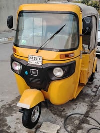 تكتك لبيع ٢٢ كفاله عامه 07709820493