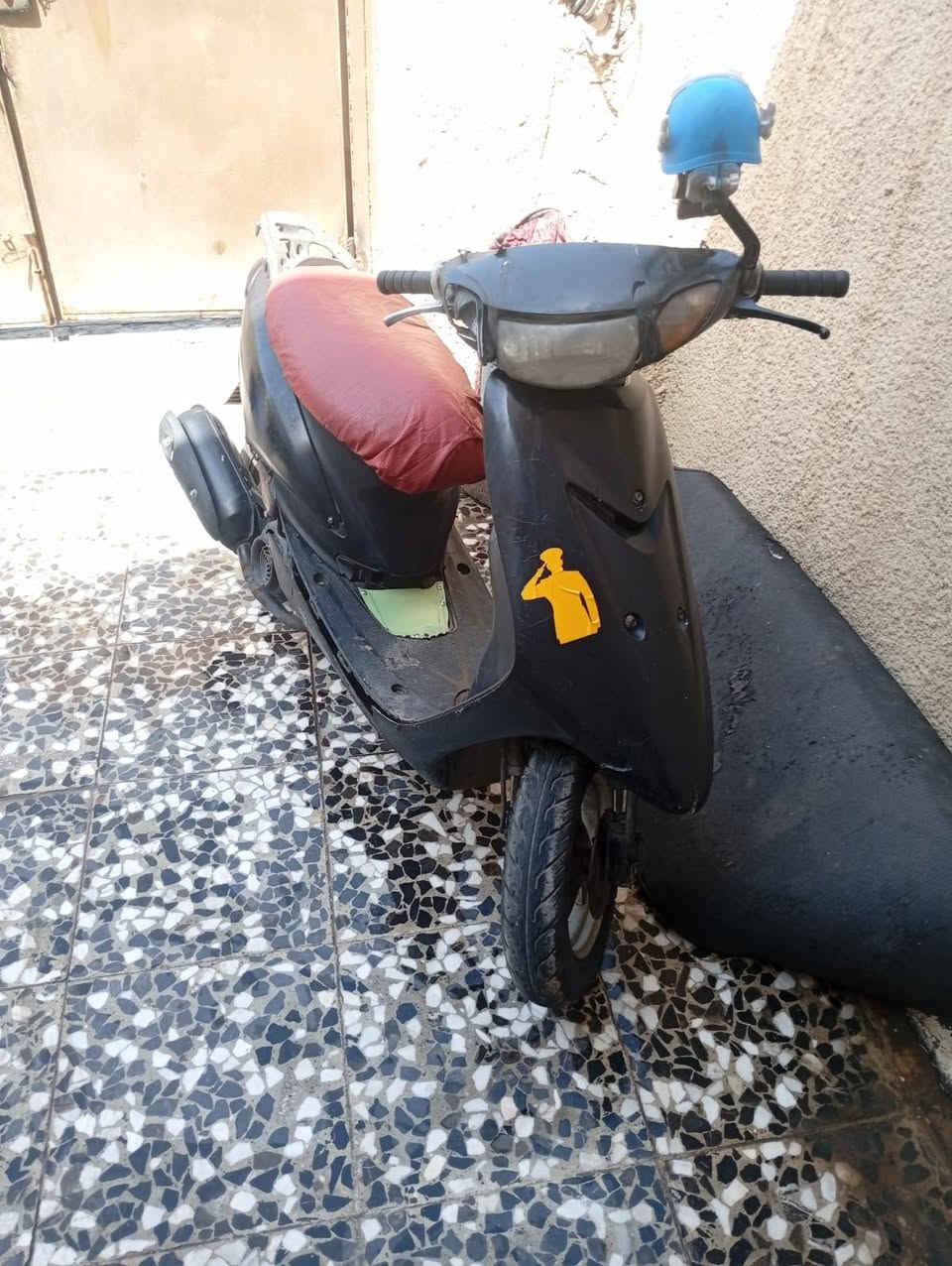 دراجه عصفوري فحل كهربائيات كامل سلف شغال للبيع السعر 200الف للاستفسار الاتصال على الرقم ***********
