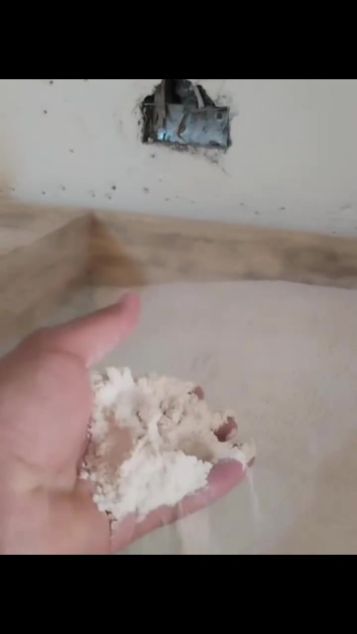 السلام عليكم 
نشتري جميع انواع طحين الوجبه الجديد و القديم 
تم فتتاح محل لبيع وشراء الطحين وهز الطحين القير جيد 
 وتحويله إلى طحين درجه أولى العنوان قرية الشروق 
***********
