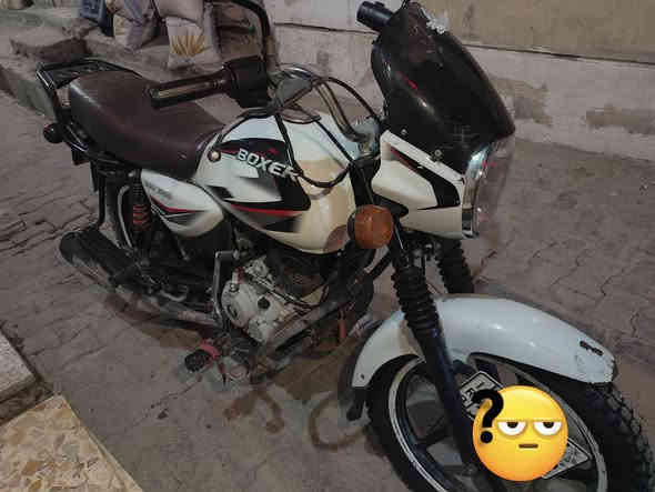 سلام عليكم 
 بوكسر 2022 شكل 23 كلاسك مرقم رقم انكليزي مشروع وطني رقم بغداد باسمي  تحويل ثاني يوم الدراجه مثل الورد ما ناقصها شي كلشي شغال بيها + تخم تاير جديد  السعر مليونين 2 وبيها مجال بسيط   العنوان بغداد باب المعظم التواصل على رقم *********** غير متواجد على الفيس فقط واتساب
