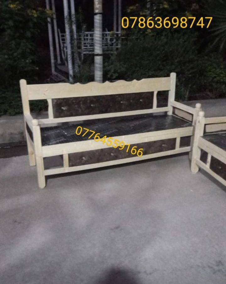 كرويتات خشب عراقي قياس مترين شقل قوي سعر 55 الف الوحدا لحجز رقم واتساب 📞 ***********
