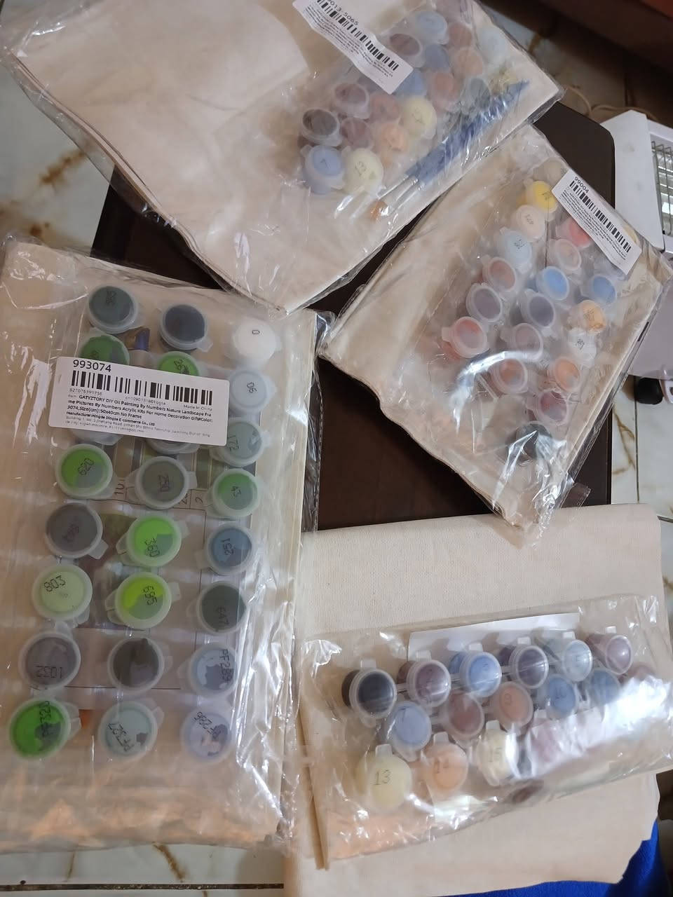 مجموعه من الاغراض للحجز مراسله على الخاص او على الرقم واتس اب***********
