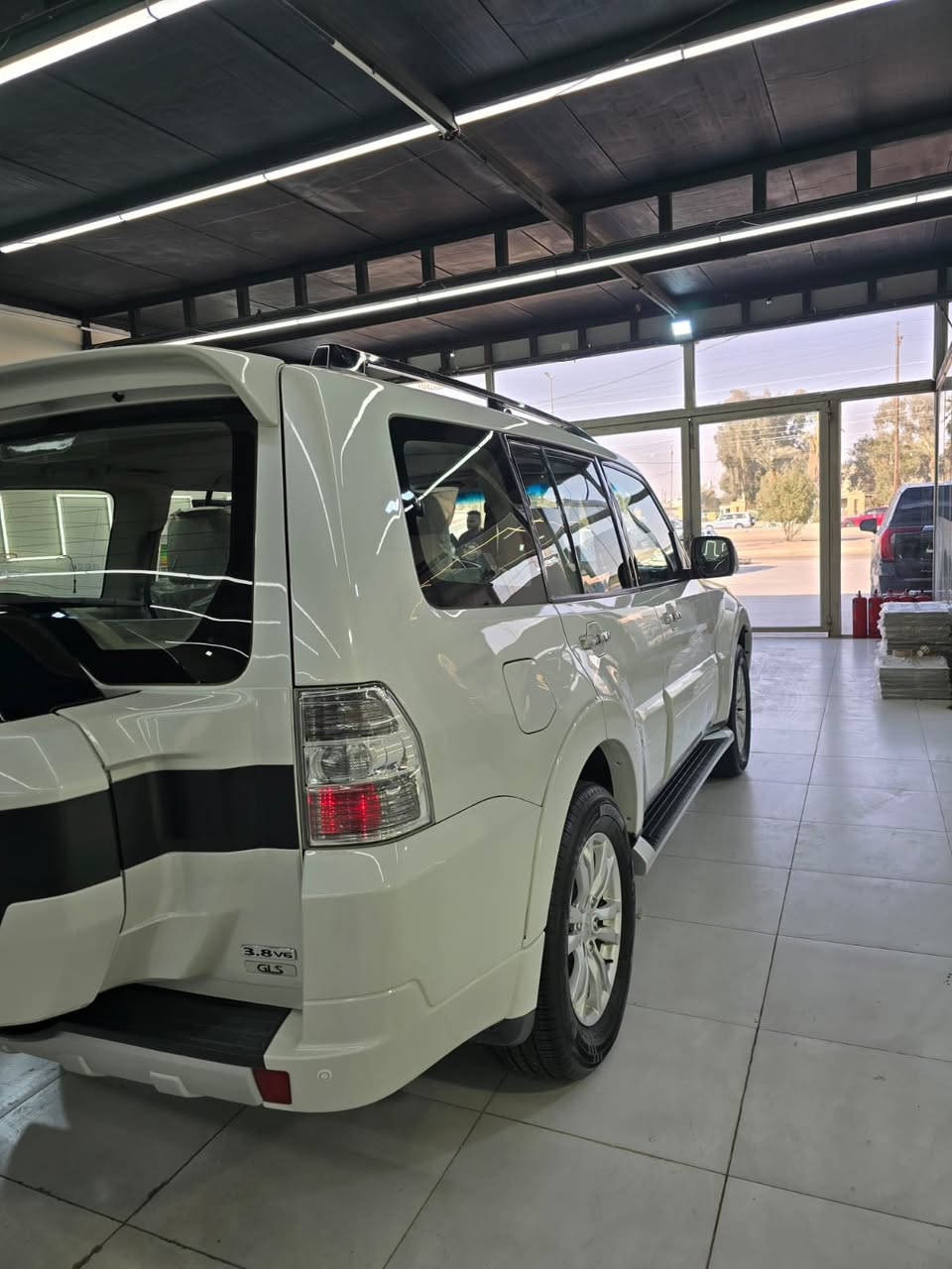 سلام عليكم باجيرو حبتور موديل 2019 فول موصفات مكفوله كفاله عامه رقم بغداد الدولي باسمي محرك 3800 الاستفسار *********** مكان ديوانيه
