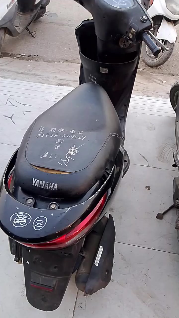 سلام عليكم دراجة بريز كفالة عامة مال حاوية للبيع سعر 90 دراجة جديده ***********
