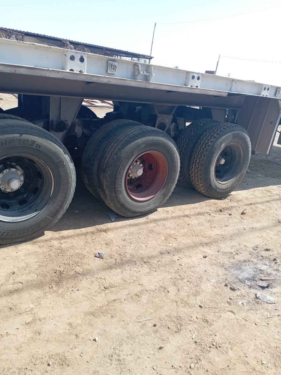 سلام عليكم البع عربانه سيكام شاصي مكفول طول 12ونص دناكير سكانيا تيرات عوزهه زوج جناب  كامله صدر وباب وشبجه المكان الانبار هيت سعر 80وبيهه مجال  *********** جاهزة اللعمل
