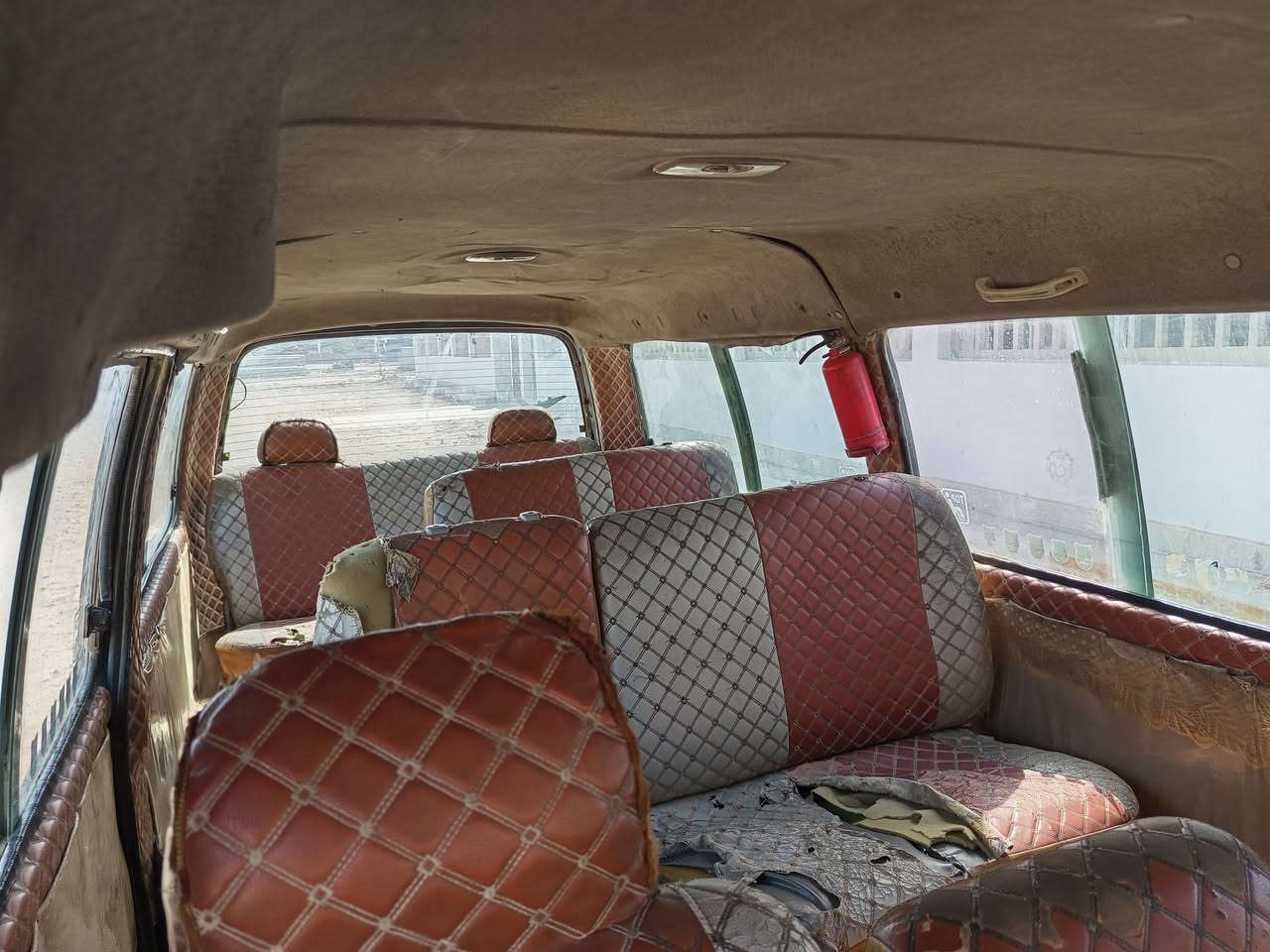 سلام عليكم لبيع بريجو موديل 96 سنويه 27 مكان ديالى بعقوبة السعر 47 وبيها مجال اي ستفسار تصال علا هاذا رقم ***********
