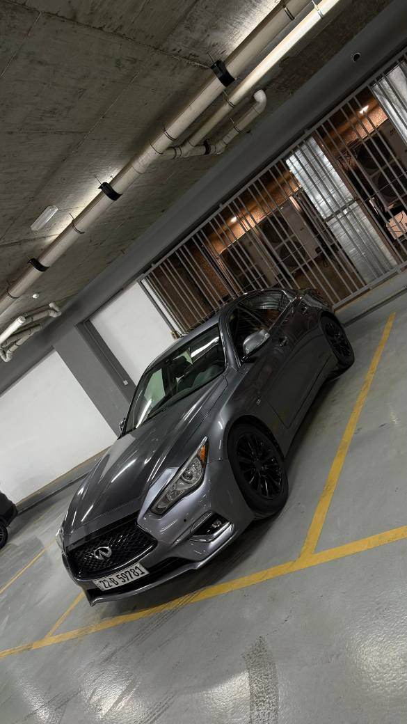 للبيع فقط السعر 105 ورقه للاتصال ***********
انفنتي Q50 S موديل 2018 رقم اربيل 
محرك 6 سلندر 3000 تون تيربو محرك وكير مكفولات 
فول مواصفات 
تخم تاير جديد
صدر الامامي وسط 
وارد امريكي حادثها بالبجم 
بيها جاملغ وبنيد مبدلات 
نفس اللون 
بالعراق بيها صبغ جاملغ وباب ايسر
صورة السونار موجوده ويا الصور
المكان بغداد الزعفرانيه بغداد, العراق
