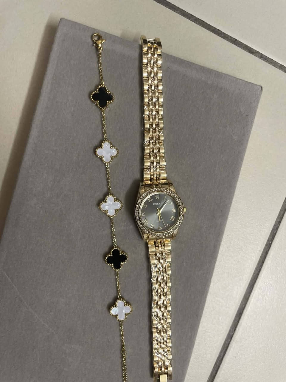 توفرت اكسسوارات العيد
مايكمل اوتفت العيد اذا مو وياه إكسسوارات
توصيل بسماية الف ⭕🚘


**إذا كنت صاحب هذا الإعلان وتريد حذفه لأي سبب، رجاءا أرسل رسالة إلى الدعم الفني**