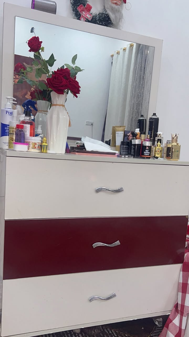 غرفه نوم استعمال بسيط جدا ضرر بسيط بقواط الجربايه سعرهه 400 وبيهه مجال مكاني بغداد الثعالبه توصيل ماعدي


**إذا كنت صاحب هذا الإعلان وتريد حذفه لأي سبب، رجاءا أرسل رسالة إلى الدعم الفني**