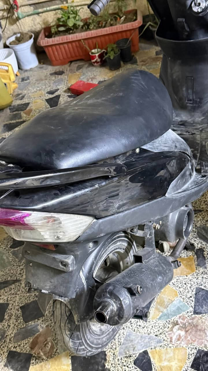 السلام عليكم دراجة للبيع السعر 650
مامفتوحة 
نقصهة فقط سلف عمارة, ميسان


**إذا كنت صاحب هذا الإعلان وتريد حذفه لأي سبب، رجاءا أرسل رسالة إلى الدعم الفني**