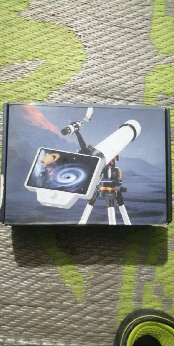 سلام عليكم شاشه تلسكوب تشتغل عل باور بنك لان بطاريه شوي بيهه ضعف ٧٥ الف بغداد مدينة الصدر توصيل داخل مدينة الصدر او كراج النهضه ***********
