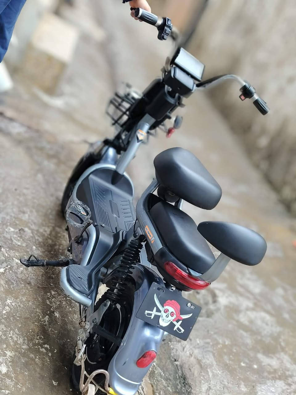 السلام عليكم ماطور شحن للبيع شرط جديد اربع بطاريات السعر 225الف ***********بي واتساب
