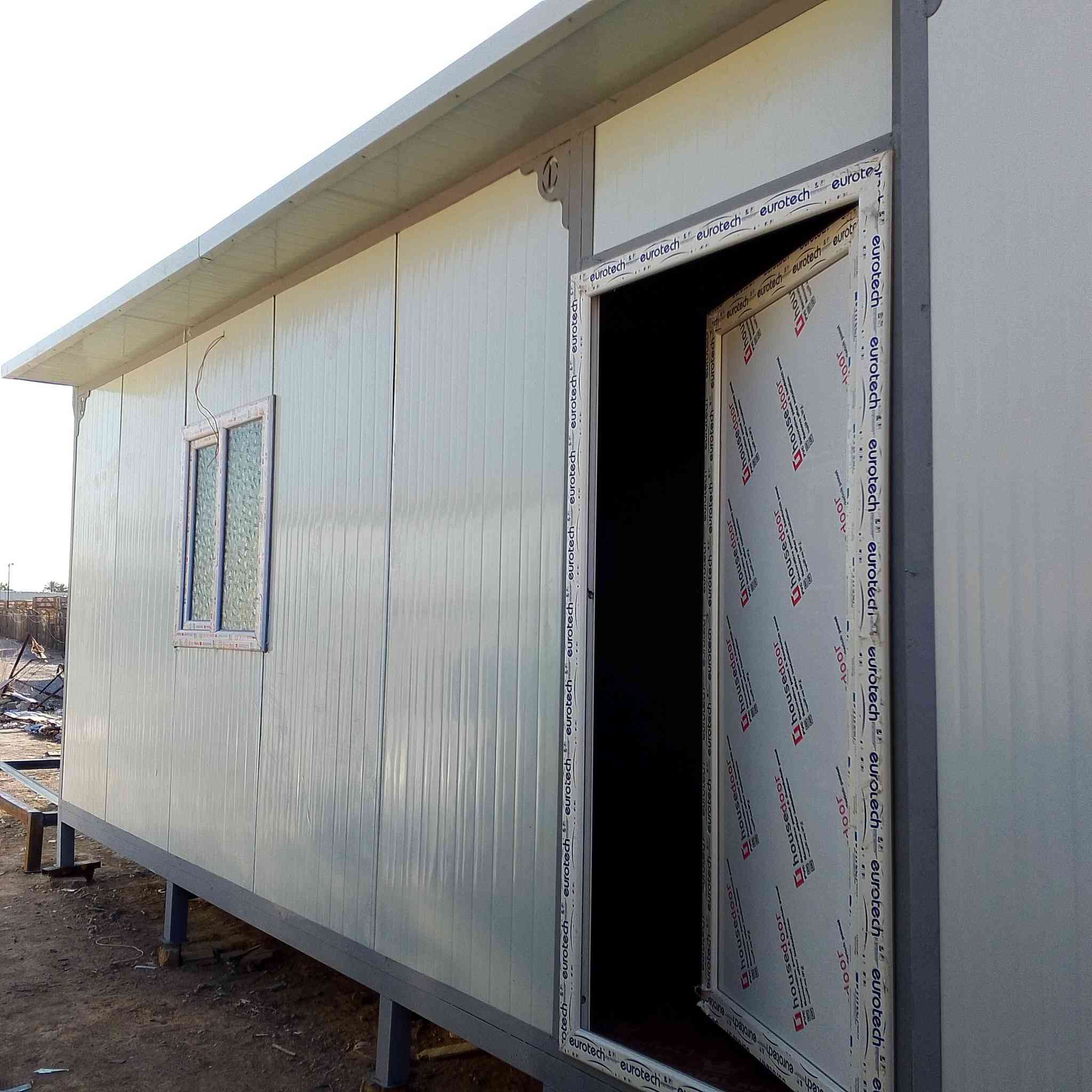 السلام عليكم ورحمة الله وبركاتة نعمل كرفانات جديد حسب طلب بجميع القياسات شغل درجه  التواصل خاص او واتساب أو على الراقام ***********///*********** الجميع محافظة العراق 🇮🇶
