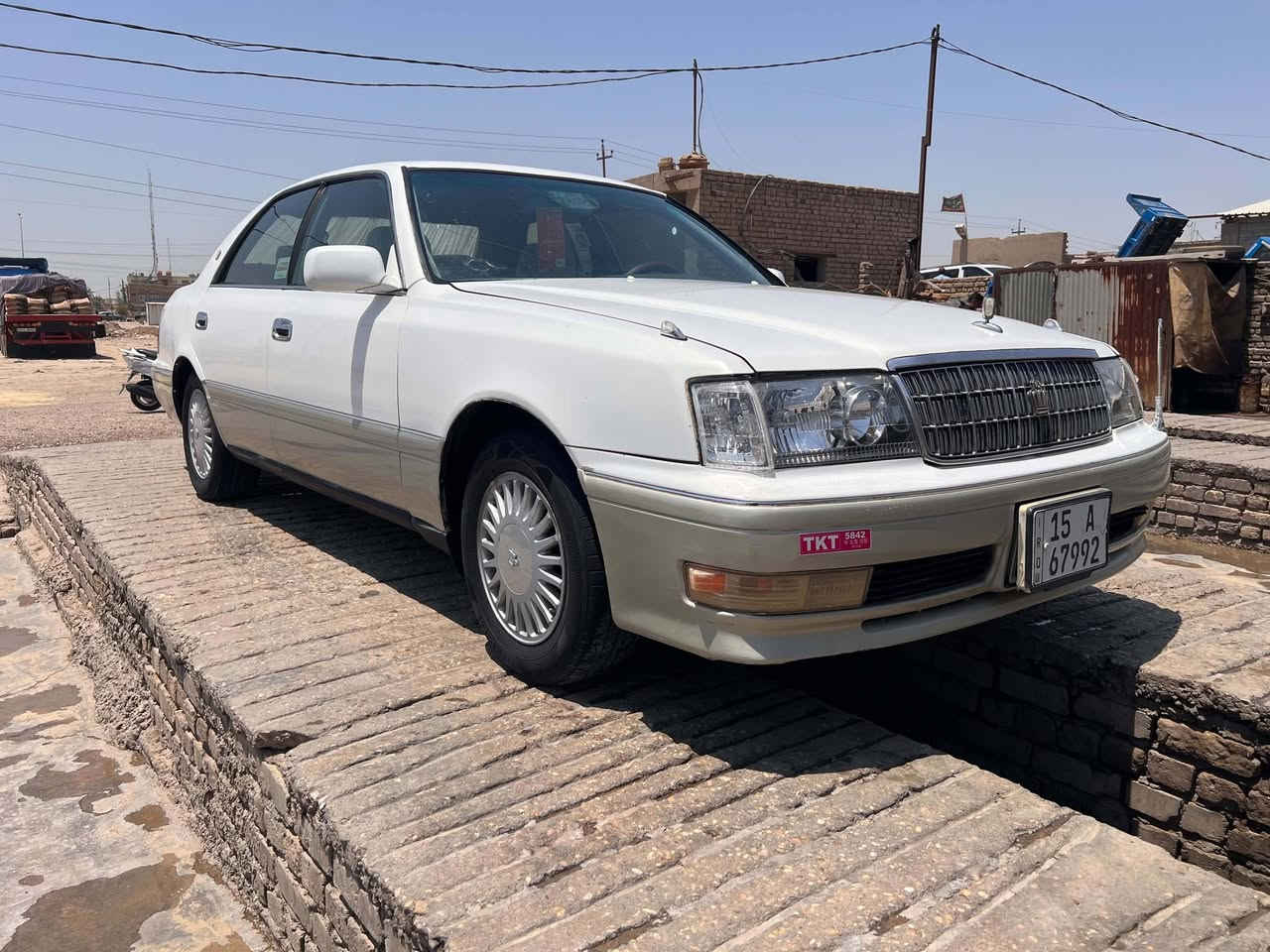السلام عليكم
للبيع راس الثور  موديل 1998
رقم انبار دولي مشروع وطني تحويل مباشر
تبريد ثلج صدر امامي وخلفي جديد تخم تاير
ويل كرستال جديد  دواخل كل جديد
 مكفوله من الكص ونقل الجثه ولعيب الشرعي 
سيارة جاهزه مابيه كل نقص 
مكينه vvt 3000 و كير كفاله شرط
 
السعر 83 وبيها مجال بسيط 
العنوان ذي قار قضاء قلعه سكر 
 
***********
