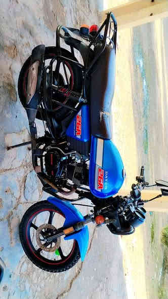 سلام عليكم دراجه البيع موديل 200
كفاله عامه اوراق أصولي محرك 200كتابه حمره سعره مليون و100وبيه مجال بصيط ***********
