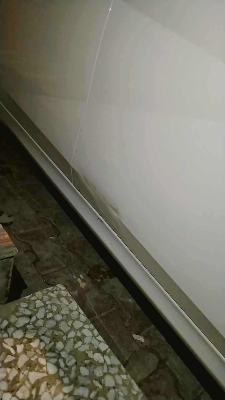 سلام عليكم النترا تجمع الصيني مديل 2024 سيارة ماشية 34 بية بارد بل مدكر الأمامي اليمن و طخة بل باب سدر اليمن وبل صندوك طخة سيارة بل البصرة بسم شركة تريد تحويل و وكالة سعر 32 بية مجال بسيط تصال على رقم ***********
