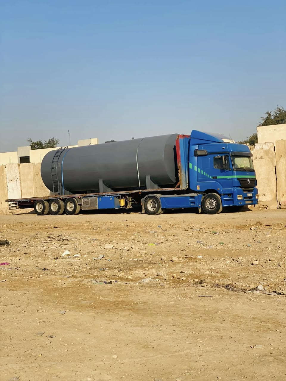 سلام عليكم اكسور ٢٠٠٦ كير كهربائي رتايدر رقم اربيل هزه وسنويه جدد السياره جاهزه للشغل تخم تاير جديد مكاني بغداد ابو دشير السعر ٢٣٠ وبي مجال ***********
