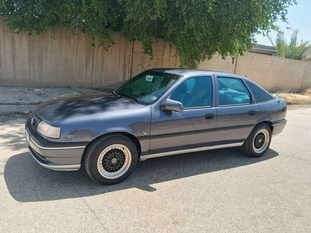 سلام عليكم اوبل فكترا موديل 95 سنويه جديد باسمي گير محرك شرط محرك 18 گير اوتوماتيك جاوم كهرباء ويل كروم بلادي بدون ضربه دوسه هلال فوق الدبلات ما مصلح بلاد  رقم سليمانيه شرط تحويل ووكاله مكان السياره كركوك سعر 42 بي مجال *********** رجاء لا تدز رساله للخاص شراي يخابر 👍 كركوك, العراق
