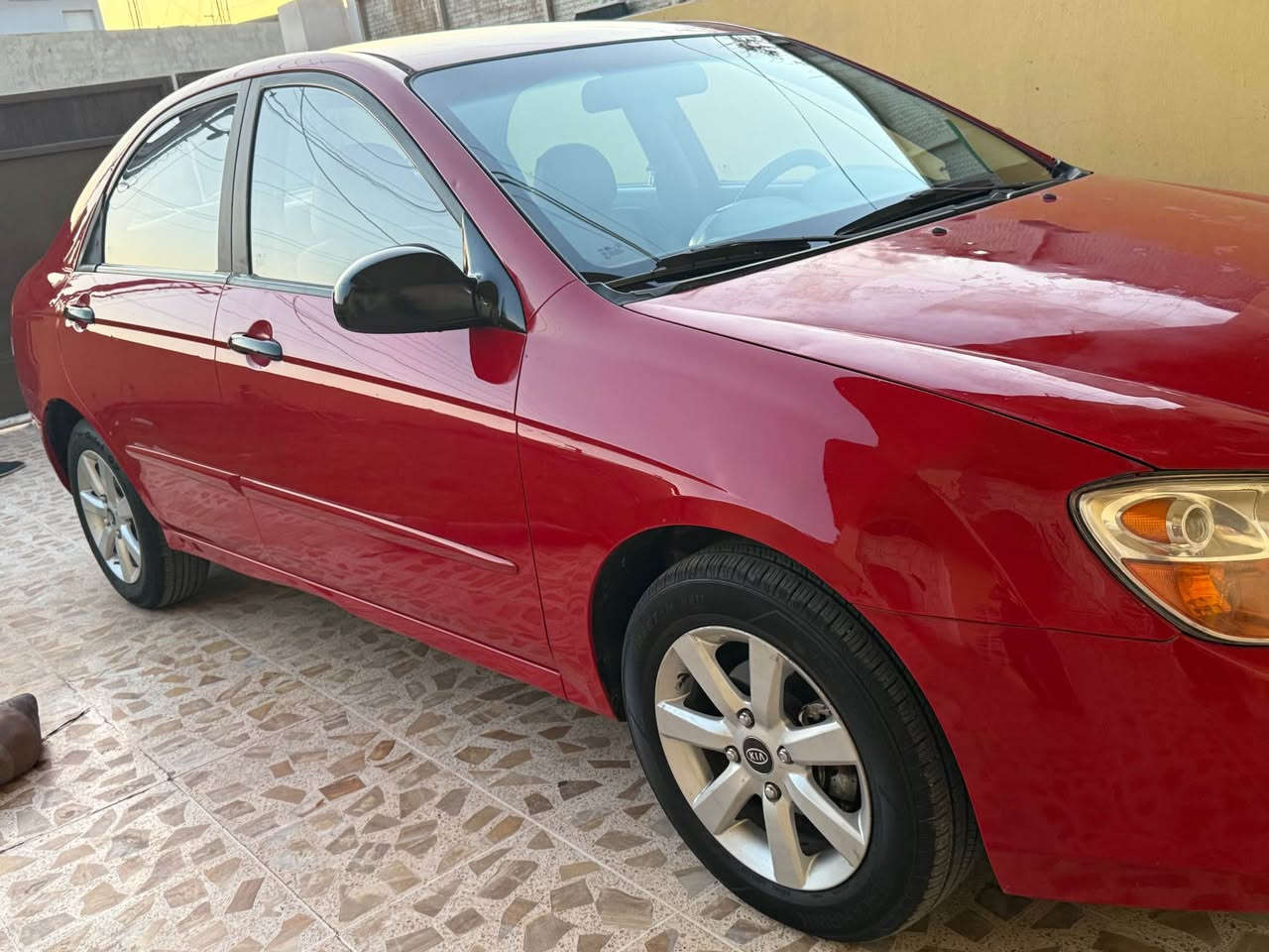 سلام عليكم سيراتو 2009 رقم ربيل دفتر بانزي بسمي بدون صبغ محرك 16 دكشن عالي   *********** بغداد, العراق
