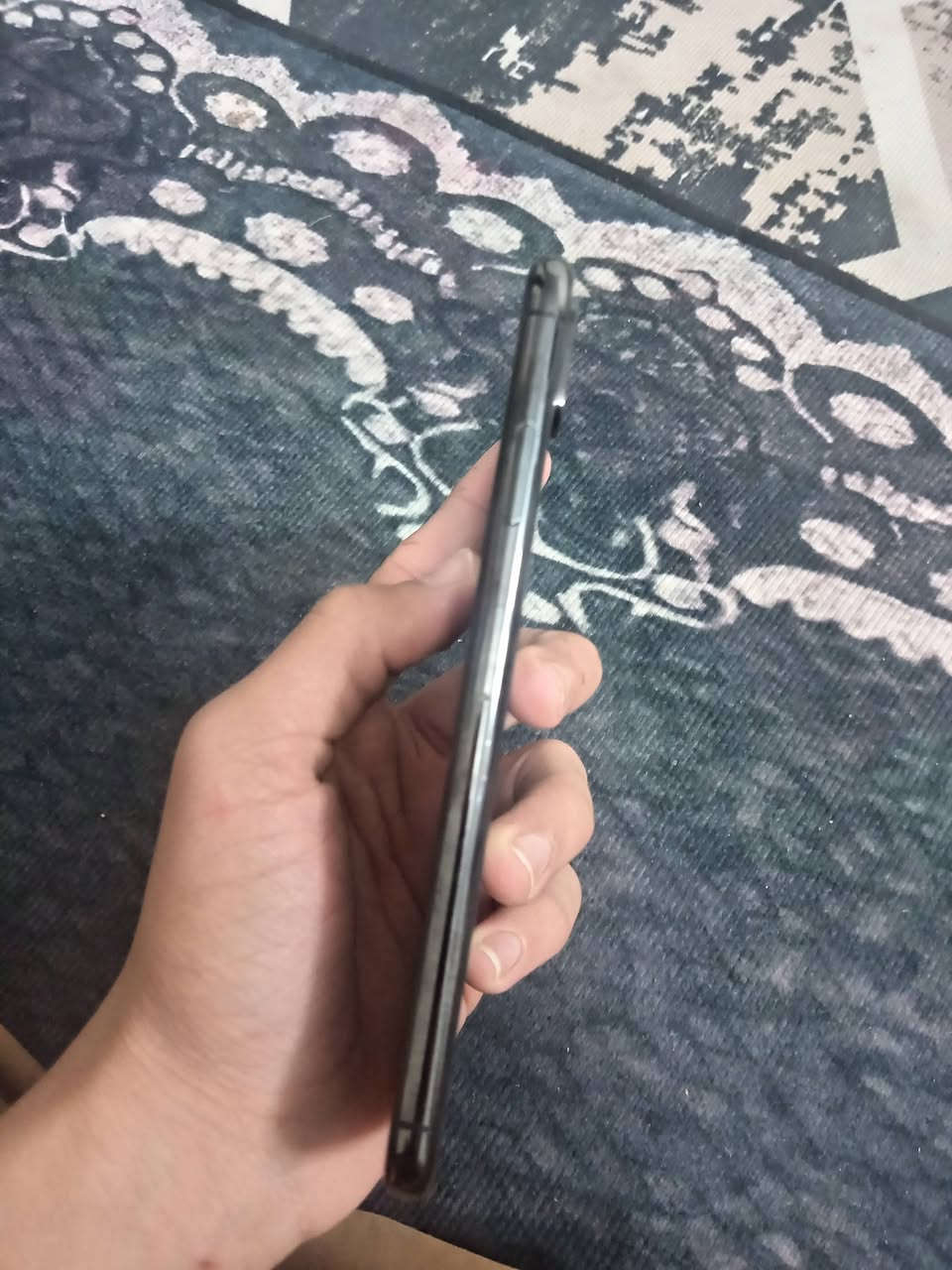 ايفون اكس ماكس  ذاكره 256 بطاريه مبدله  77 جهاز نضيف للبيع ب210 وبي مجال  للاستفسار اتصل ع الرقم*********** واتساب موجود
