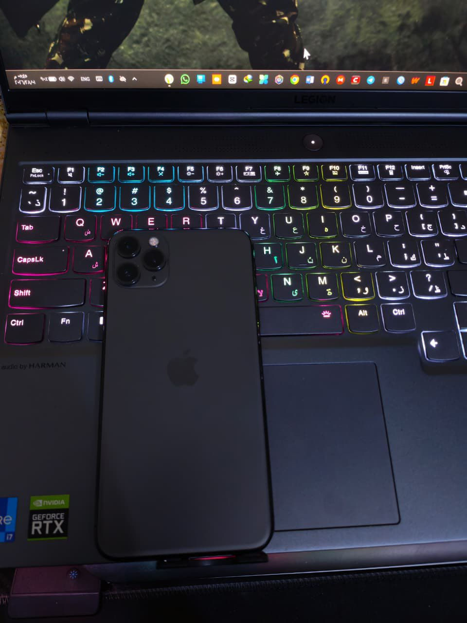 ايفون 11 برو ماكس
جديد كلش الجهاز ومكفول كفاله عامه 
دبل خط ZA
ذاكره 256
بطاريه 74
الجهاز كله على وضع الشركه 
واذا لكيت بيه زلغ واحد تاخذه بلاش 
السعر 390 قفل قفل 
العنوان النجف 
***********
