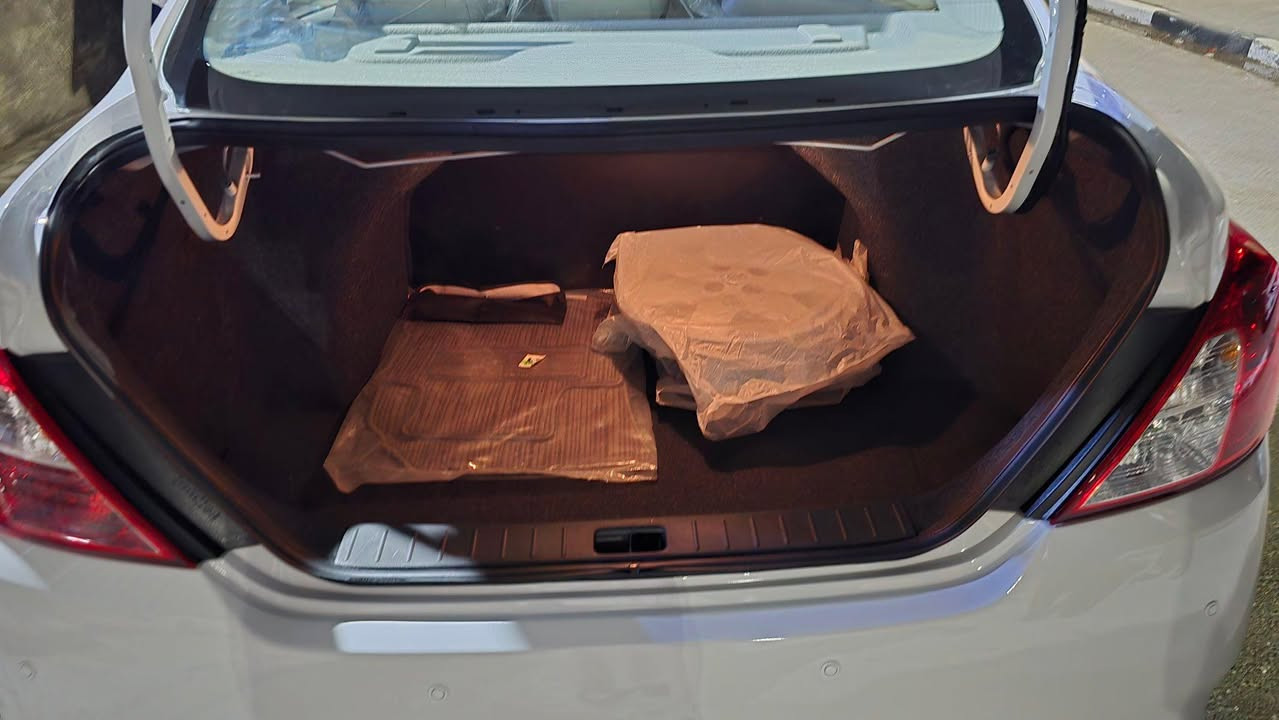 سلام عليكم سني ٢٥ كفاله عامه ماشيه ٣٠٠٠ السعر ١٢٧ للاتصال *********** البصرة, العراق
