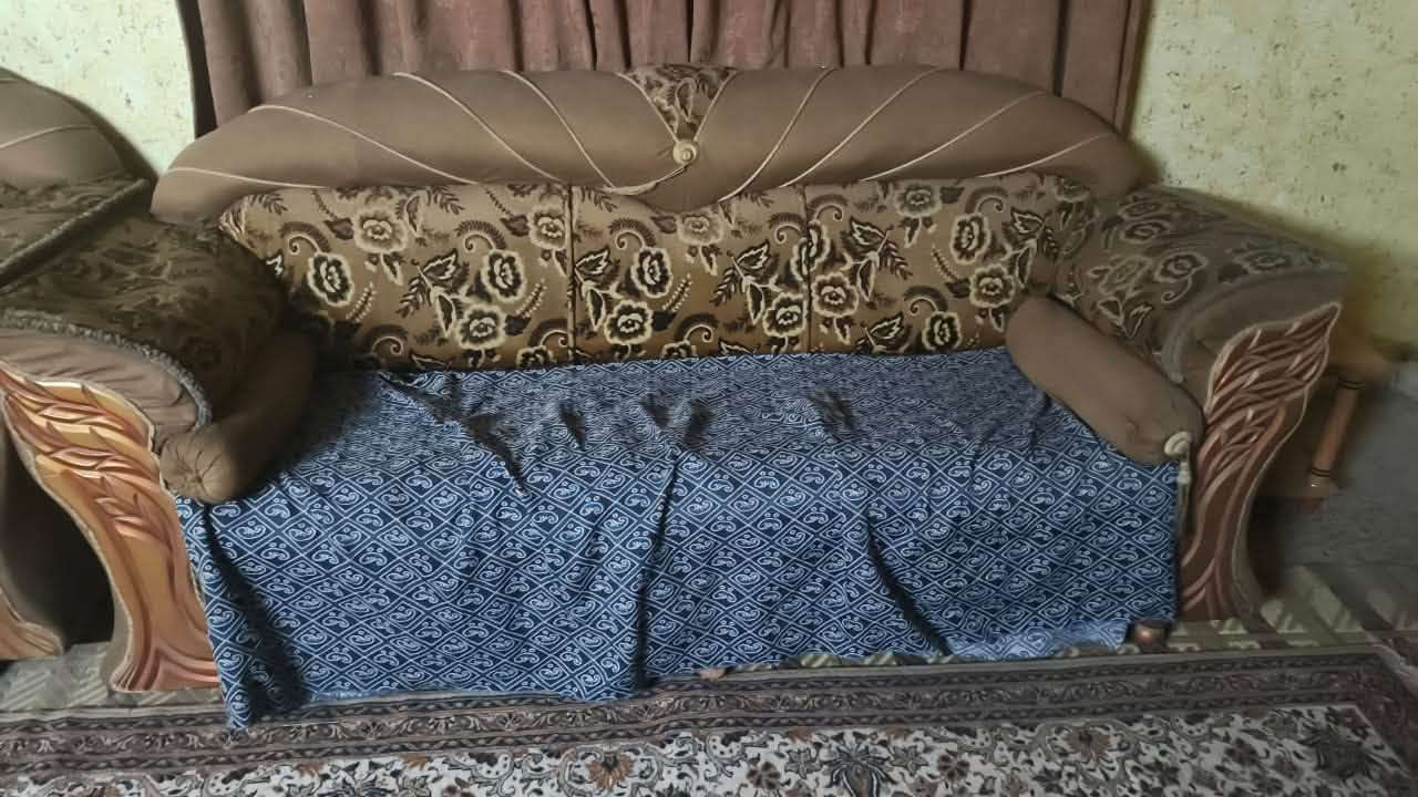 تخم 10 مقاعد ب 100 و الثلاجه شغاله ب 50 و الكنتور بابين ب 50
النجف الكوفه


**إذا كنت صاحب هذا الإعلان وتريد حذفه لأي سبب، رجاءا أرسل رسالة إلى الدعم الفني**