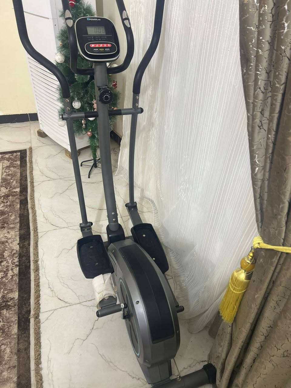 جهاز اوبتكال جديد نظافه 100/100استخدام قليل ب175 وبي مجال العنوان ناصرية حي اور ***********
