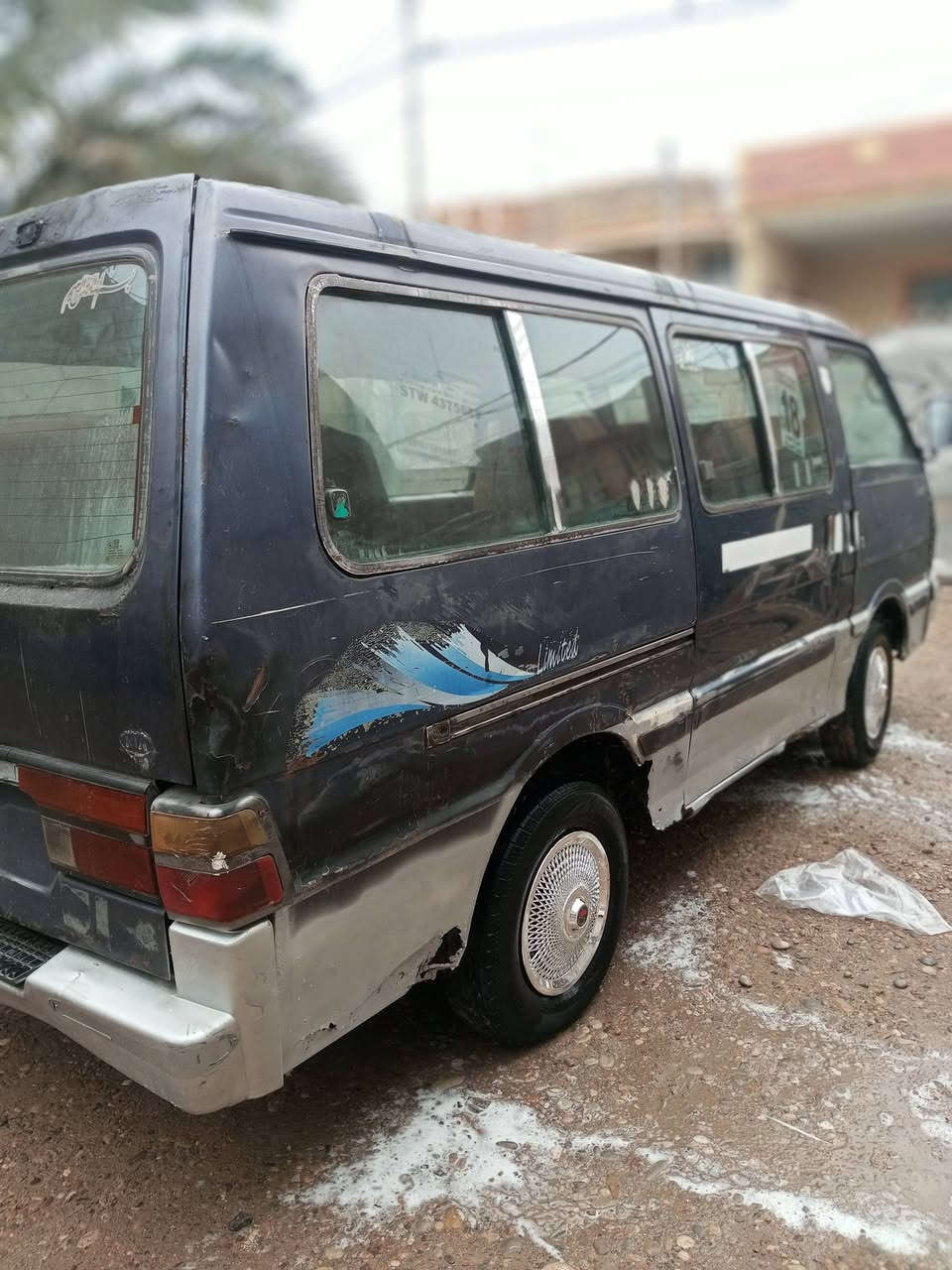 سلام عليكم للبيع كيا بستا موديل 1995 رقم ديالى الماني سنويه بعدها ماصاقطه مكينه كير اكسن مكفولات شواصي شركه صدر جديد سياره جاهزه مكان ديالى سعر 30 وبيه مجال للستفسار اتصل ***********
