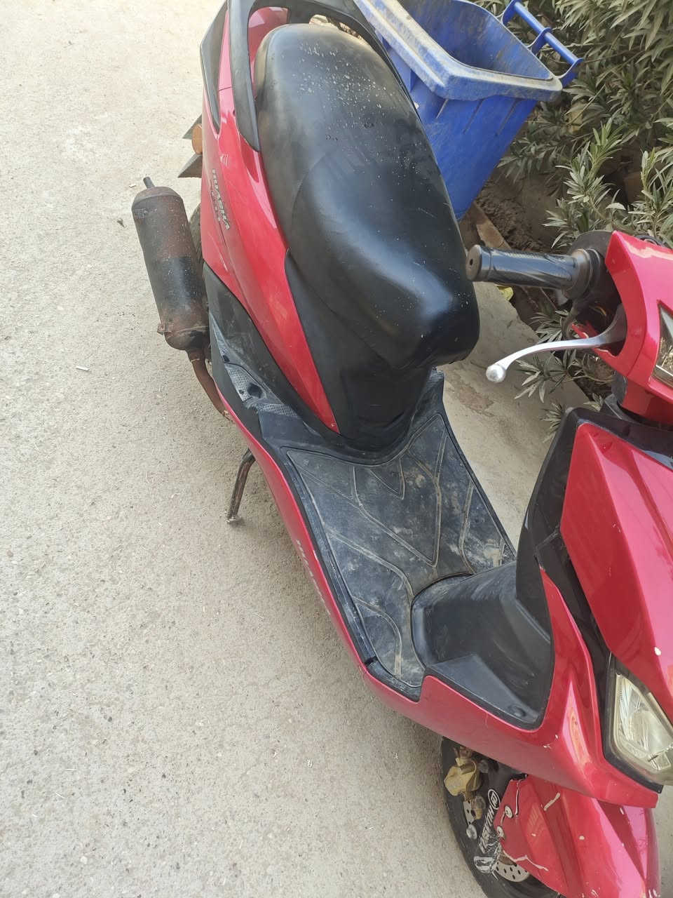 للبيع دراجه هايسا موديل 2022 شغاله  ب170وبيها مجال 
***********
