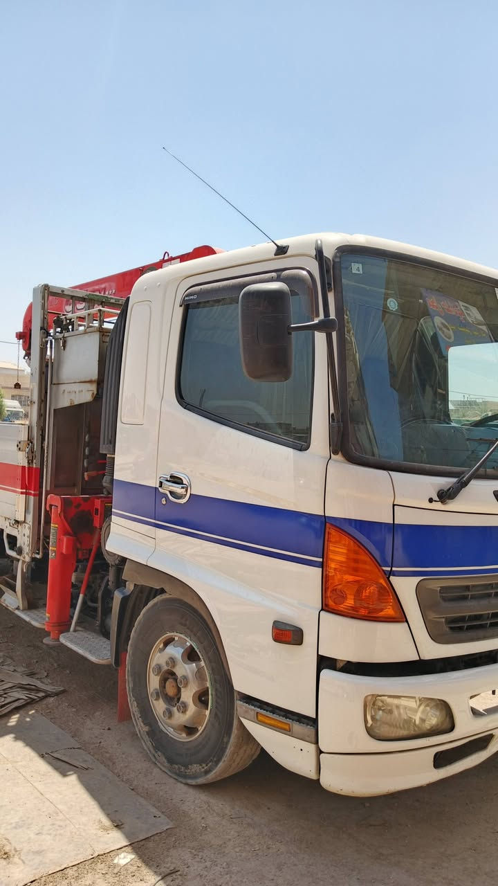 السلام عليكم ورحمه الله وبركاته
هينو شيطان سته سلندر فول عادي كرين يونك 3طن سلاتين نص مخالف تبريد ثلج سياره جديده جاهزه كبل للشغل شاصي عريض محسن جوبلس 

مكان حله شارع 80 استفسار 

***********
