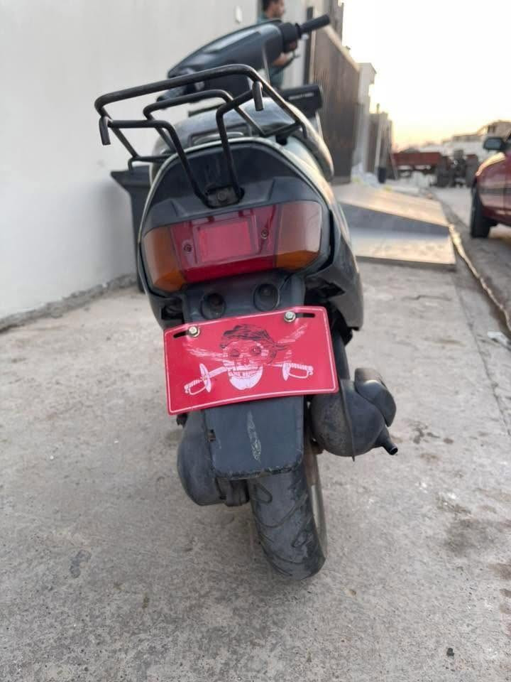 البيع و تراوس ويا ماطور شحن R9
كلشي نضيف و سحب 
كهربايت يشتغل
بدون مسرف
400الف دينار


**إذا كنت صاحب هذا الإعلان وتريد حذفه لأي سبب، رجاءا أرسل رسالة إلى الدعم الفني**