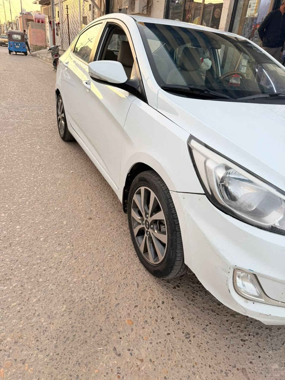 اسلام عليكم اكسنت خليجي موديل 16 فول سياره احله من الصور رقم ميسان تحكم استيرن فتحه اشاره بل مري مكلف 
بل نشر رقم صاحب السياره ***********
